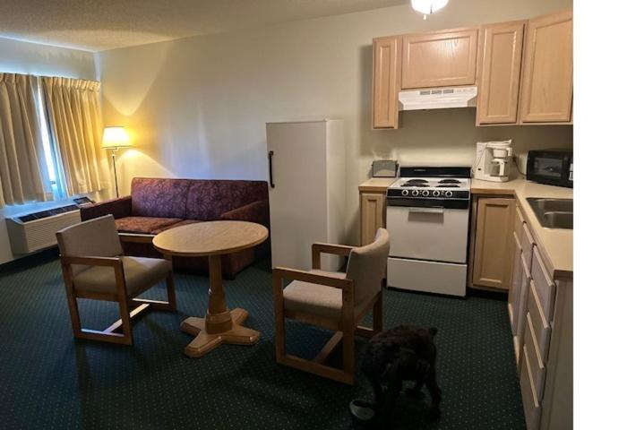 Oakridge Motel Newaygo ภายนอก รูปภาพ
