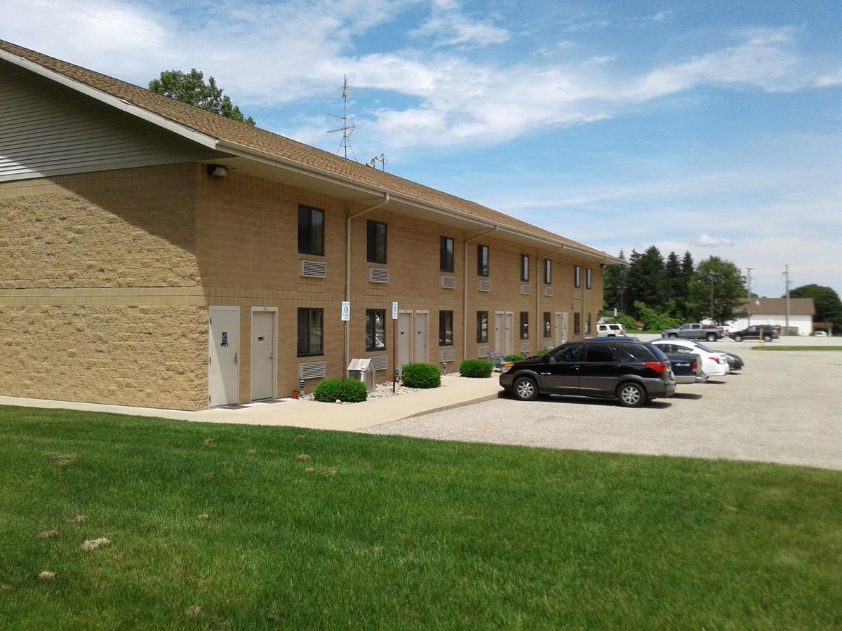 Oakridge Motel Newaygo ภายนอก รูปภาพ