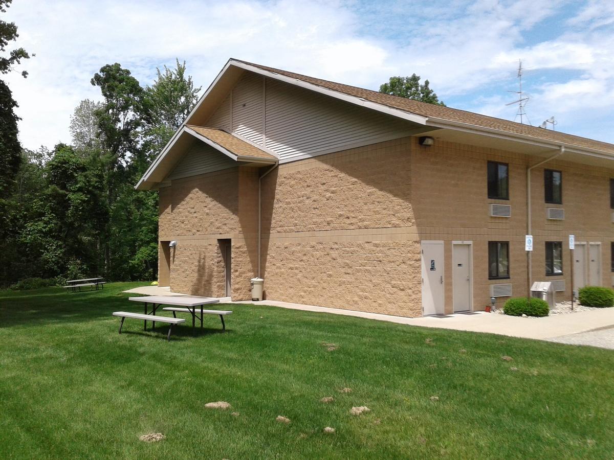 Oakridge Motel Newaygo ภายนอก รูปภาพ